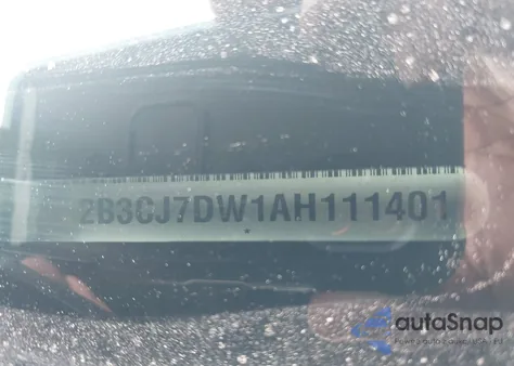 2010 Dodge Challenger Srt8 z USA, uszkodzony, nr VIN 2B3CJ7DW1AH111401